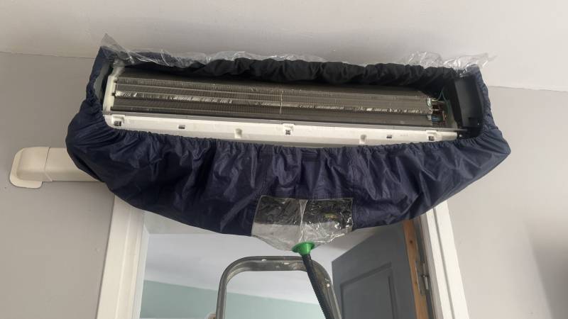  Entretien de climatisation réversible avec contrôle complet des performances et nettoyage à Narbonne dans L'Aude (11 )