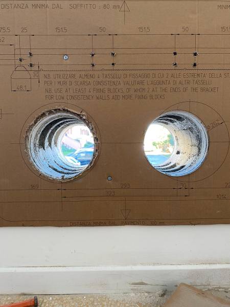 Installation climatisation UNICO Vertical 35 HP EVAN à Narbonne centre Ville dans l'Aude (11)