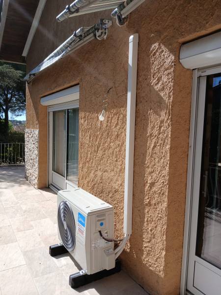 Installation climatisation monosplit MIDEA Breezeless 7 kW avec pose complète et mise en service Salles-d’Aude dans l'Aude (11)