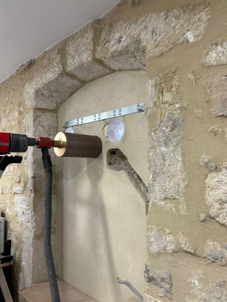 Installation d’un monobloc UNICO PRO Olimpia Splendid chez un professionnel situé en centre-ville de Coursan (Aude – 11)