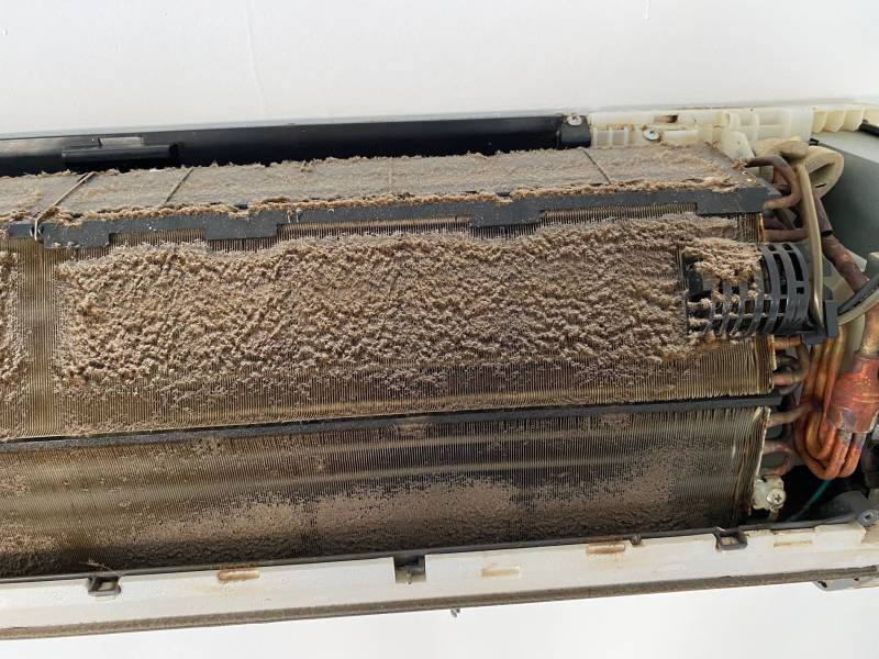 Pourquoi l’entretien annuel de votre climatisation, pompe à chaleur air/air est indispensable ? les conséquences et risques